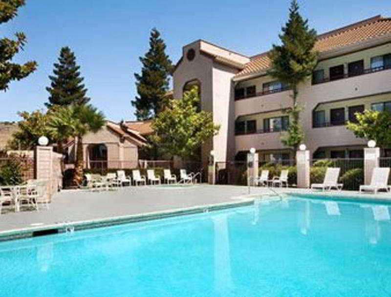 Courtyard Vallejo Napa Valley Εξωτερικό φωτογραφία